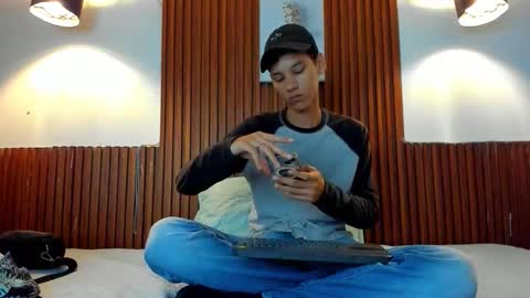 aquarius_xxx online show from 11.12.25