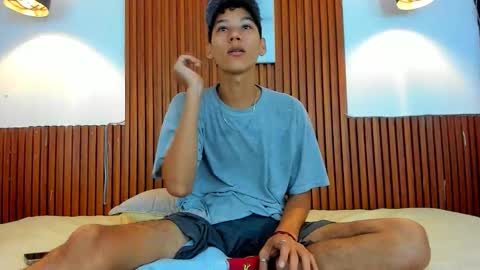 aquarius_xxx online show from 11.19.25