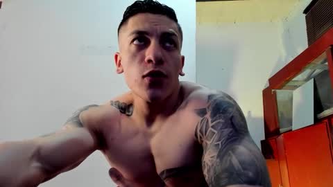 Snapshot of aquiles_51 chatting on 10.20.25 Jonathan online show from 10.20.25