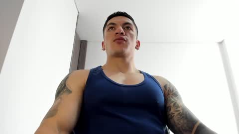 Snapshot of aquiles_51 chatting on 04.27.26 Jonathan online show from 04.27.26