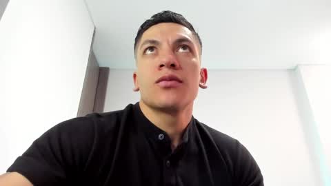 Snapshot of aquiles_51 chatting on 05.29.26 Jonathan online show from 05.29.26