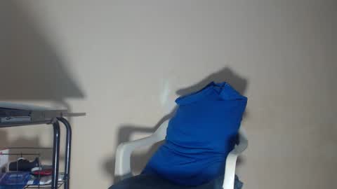 Snapshot of arabebigcock chatting on 10.27.25 ARABE online show from 10.27.25