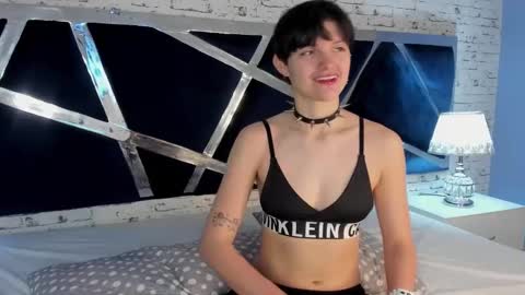 ArabellaBlue online show from 10.14.25