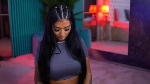 Snapshot of arabellaposh chatting on 10.06.25 arabellaposh online show from 10.06.25