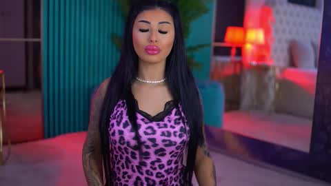 arabellaposh online show from 12.15.25