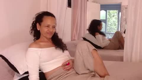 Nadia Cyel online show from 07.22.26