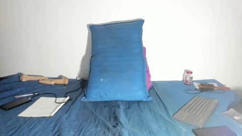 Snapshot of arantza_hill chatting on 10.24.25 Arantza Hill online show from 10.24.25