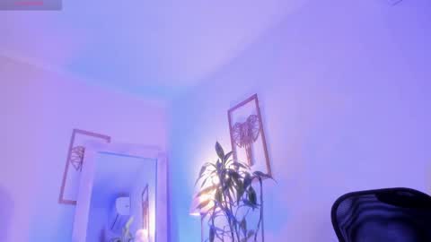 Snapshot of archie_kings_ chatting on 02.07.25 Archie online show from 02.07.25