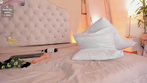 Snapshot of archie_kings_ chatting on 02.08.25 Archie online show from 02.08.25