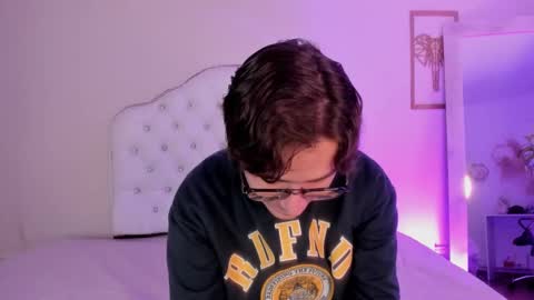 Snapshot of archie_kings_ chatting on 02.10.25 Archie online show from 02.10.25