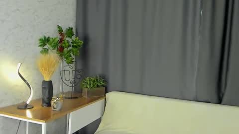 Snapshot of ardellfraker chatting on 10.11.25 Amy online show from 10.11.25