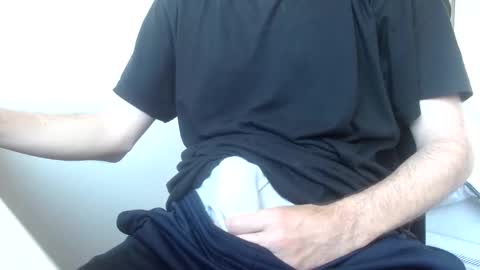 Snapshot of arekusan6 chatting on 04.24.26 Arek online show from 04.24.26