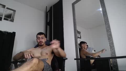 Snapshot of ares_xxxx chatting on 12.12.24 ARES online show from 12.12.24