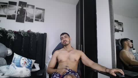 Snapshot of ares_xxxx chatting on 12.14.24 ARES online show from 12.14.24