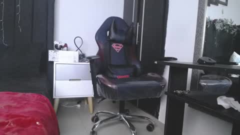 Snapshot of ares_xxxx chatting on 12.26.24 ARES online show from 12.26.24