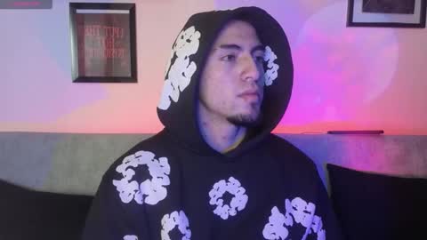 Mateo online show from 12.23.25