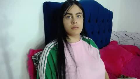 Snapshot of ari_coohachelaa chatting on 04.22.26 ARIANNA online show from 04.22.26
