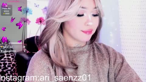 Snapshot of ari_saenz chatting on 12.12.24 online show from 12.12.24
