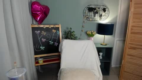 Snapshot of aria69stars chatting on 11.03.25 aria69stars online show from 11.03.25