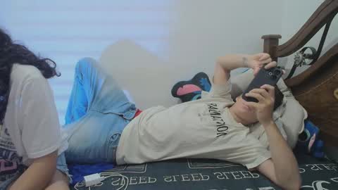 aria_arthur online show from 10.10.25