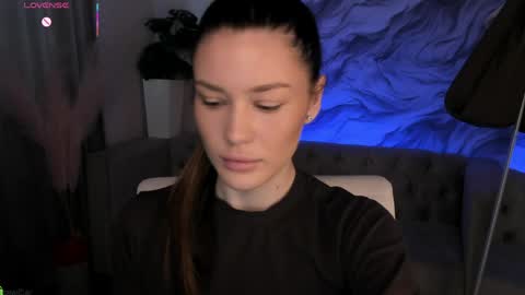 aria_mila online show from 03.30.26