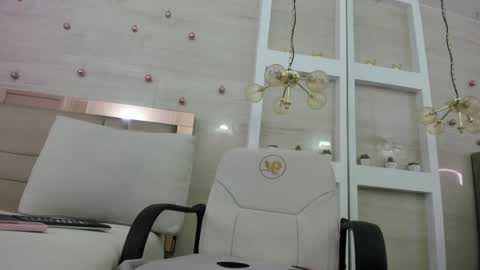 aria online show from 12.24.24