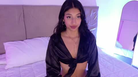 Snapshot of ariacollin chatting on 05.31.26 A R I A online show from 05.31.26