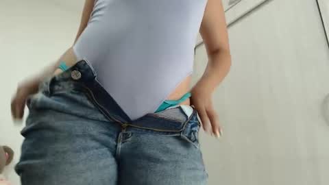 ariacoral online show from 10.19.25