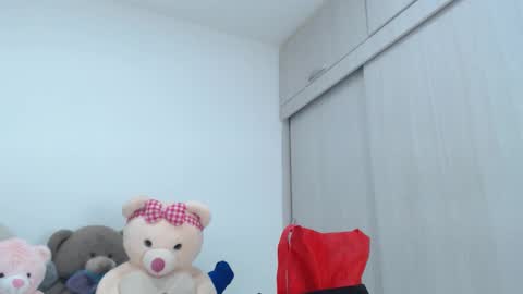 ariacoral online show from 10.29.25