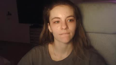 AriaCreazy online show from 04.21.26