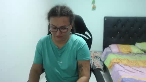 Snapshot of ariadna_6 chatting on 11.04.25 ...Ariana... online show from 11.04.25