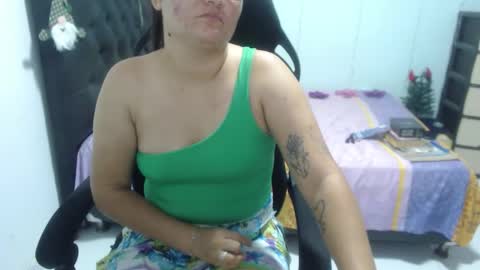 Snapshot of ariadna_6 chatting on 11.18.25 ...Ariana... online show from 11.18.25