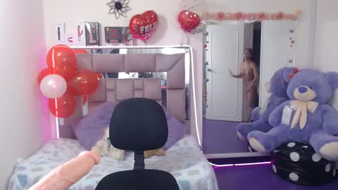 ariadnacappelletty online show from 02.28.25