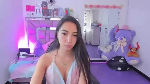 ariadnacappelletty online show from 05.30.26
