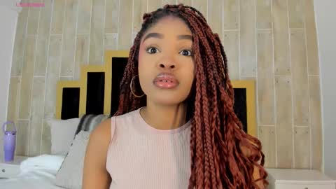 Snapshot of ariafoster chatting on 10.28.25 Aria Foster online show from 10.28.25