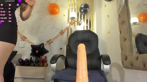 aria  online show from 10.22.25