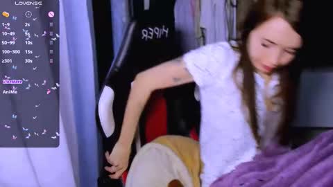 Ari online show from 10.03.25