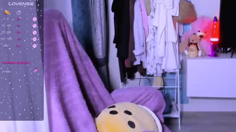 Ari online show from 10.25.25