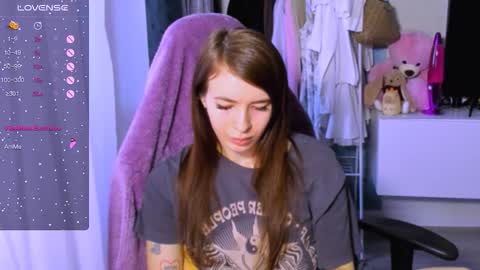 Ari online show from 10.26.25