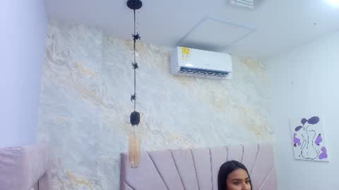 Snapshot of ariana_florez chatting on 06.21.26 Sofia online show from 06.21.26