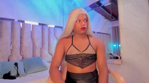 Snapshot of ariana_grande233 chatting on 02.25.26 ariana_grande233 online show from 02.25.26