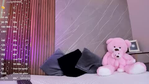 Ariana online show from 10.10.25