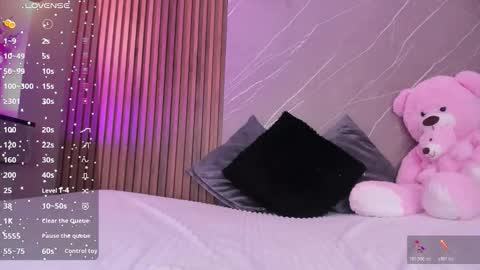 Ariana online show from 11.22.25