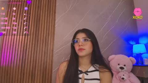 Snapshot of ariana_jhonson11 chatting on 05.05.26 Ariana online show from 05.05.26