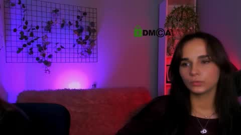 Snapshot of ariana_ross7 chatting on 09.25.25 ariana_ross7 online show from 09.25.25