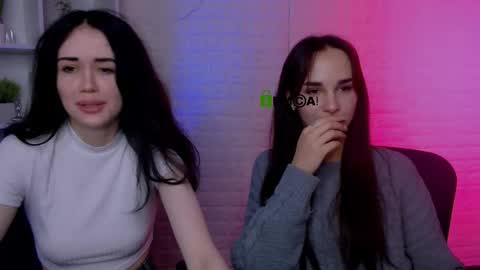 Snapshot of ariana_ross7 chatting on 10.05.25 ariana_ross7 online show from 10.05.25