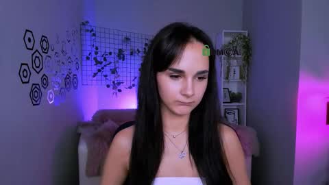 Snapshot of ariana_ross7 chatting on 10.15.25 ariana_ross7 online show from 10.15.25