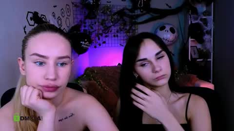 Snapshot of ariana_ross7 chatting on 10.21.25 ariana_ross7 online show from 10.21.25