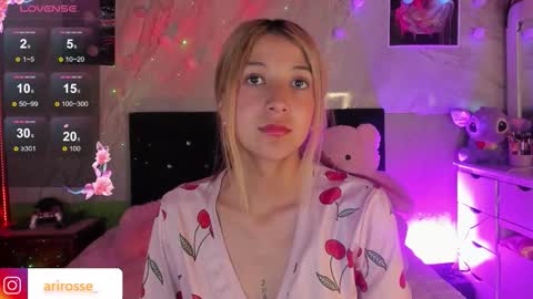 Snapshot of ariana_rosse__ chatting on 09.28.25 Ariana online show from 09.28.25