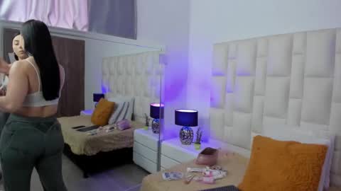  ariana  online show from 03.17.26